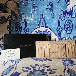 Prada Double Snap Nappa Gauffre'a Wallet Cipria Light Pink Luxury Neutral Italy